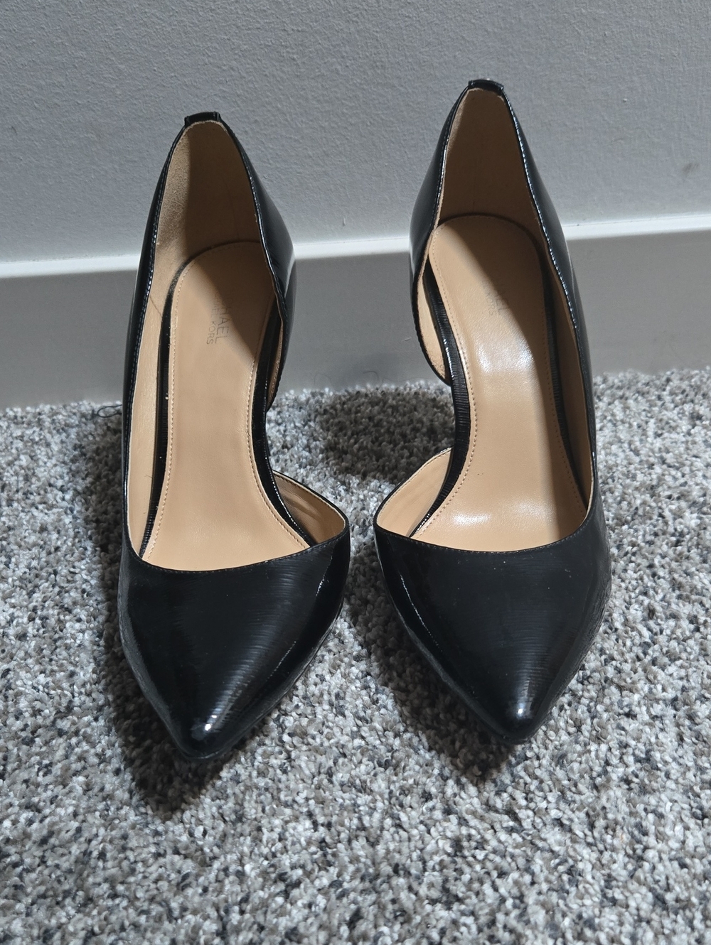 Michael Kors Classic Black Pointed-Toe Women's Pumps